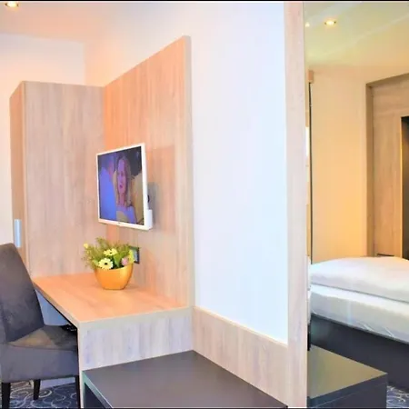 Business Bay Ehemalige Staycation 4* Sindelfingen