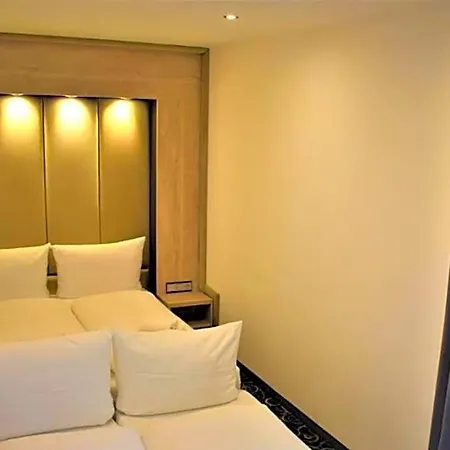 Hotel Business Bay Ehemalige Staycation Sindelfingen