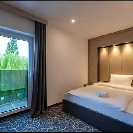 Business Bay Ehemalige Staycation Hotel Sindelfingen